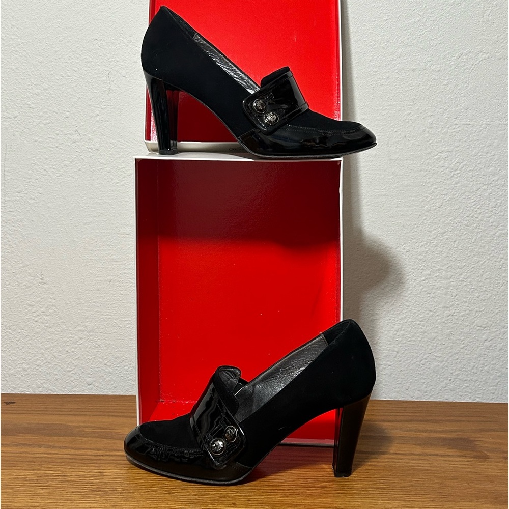 COACH NELEY MADE IN ITALY CLASSIC PUMP HEELS LOGO BUTTON DETAIL